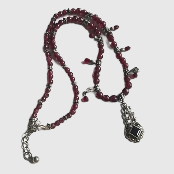 Vintage Art Deco 1920s Garnet and Marcasite Sterling Silver Beaded Necklace - Picture 2 of 16